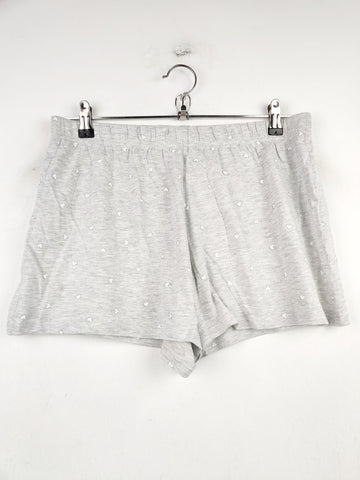 Buy online pre-used pre-loved 100% authentic & Original branded Unknown Brand (NL-1043) available in Pakistan. Top international brands avilable.
