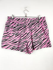 Buy online pre-used pre-loved 100% authentic & Original branded Studio (NL-1051) available in Pakistan. Top international brands avilable.