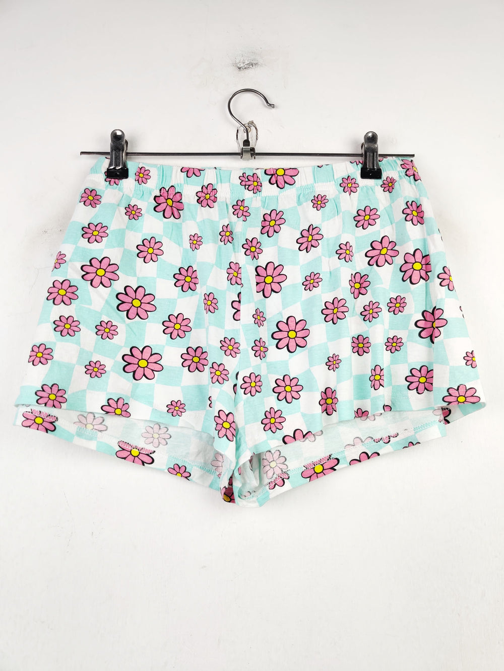 Buy online pre-used pre-loved 100% authentic & Original branded Primark (NL-1056) available in Pakistan. Top international brands avilable.