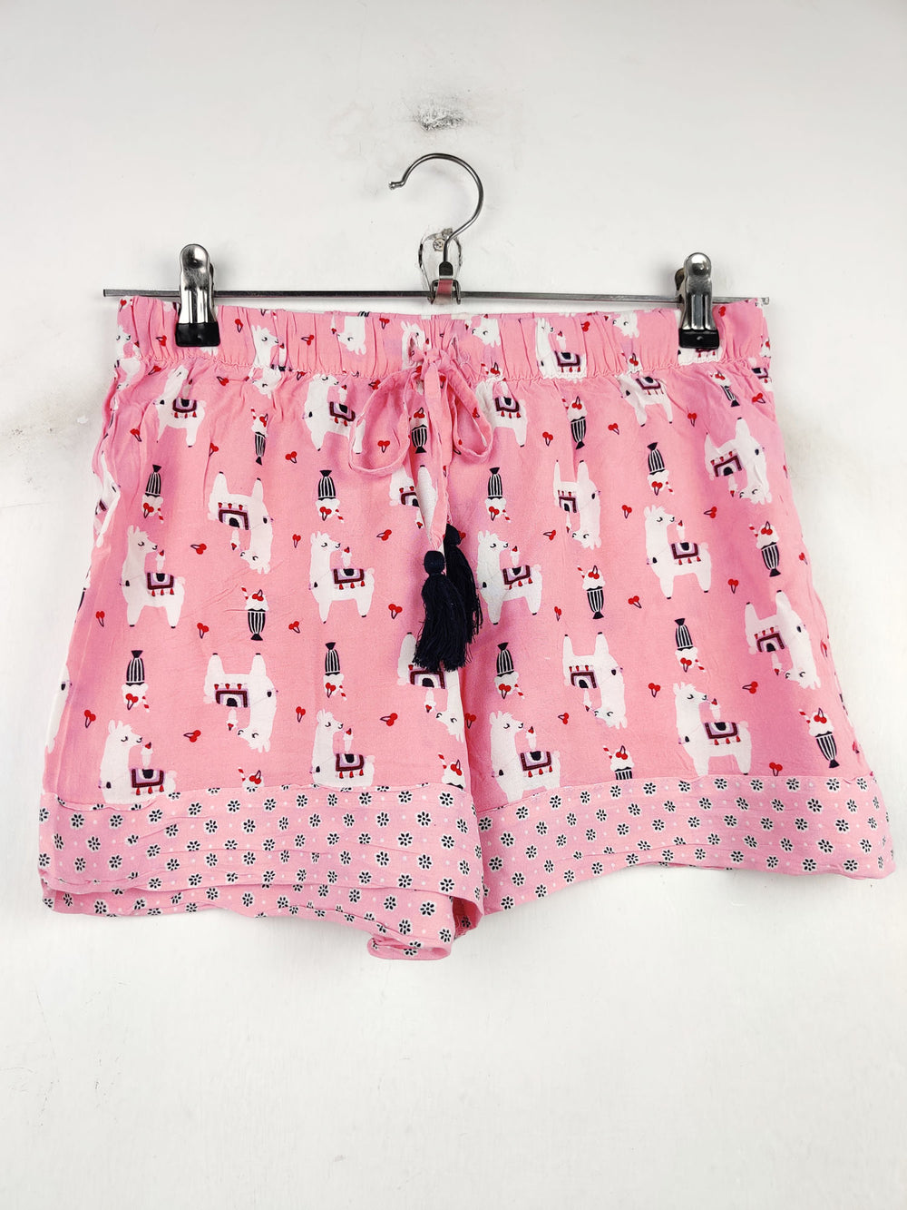 Buy online pre-used pre-loved 100% authentic & Original branded Clothing & Co (NL-1057) available in Pakistan. Top international brands avilable.