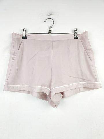 Buy online pre-used pre-loved 100% authentic & Original branded Love To Lounge (NL-1074) available in Pakistan. Top international brands avilable.