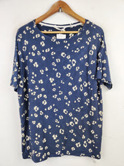 Buy online pre-used pre-loved 100% authentic & Original branded Marks & Spencer (NL-1128) available in Pakistan. Top international brands avilable.