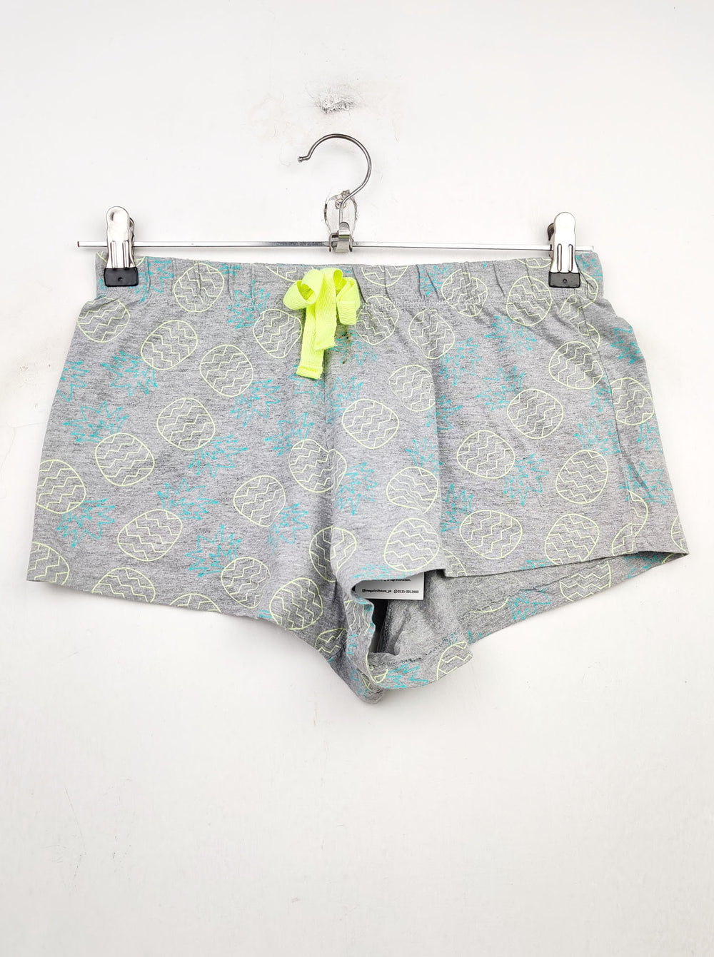 Buy online pre-used pre-loved 100% authentic & Original branded Love To Lounge (NL-1283) available in Pakistan. Top international brands avilable.