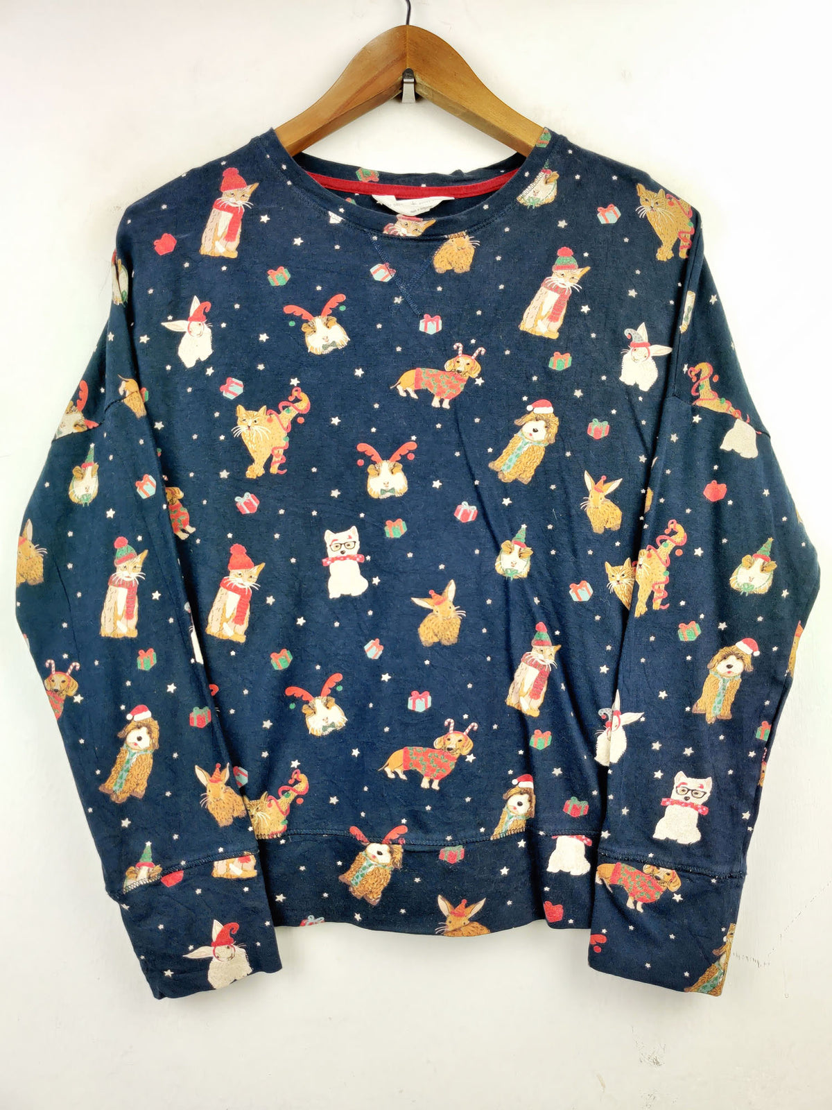 Buy online pre-used pre-loved 100% authentic & Original branded Marks & Spencer (NL-1444) available in Pakistan. Top international brands avilable.