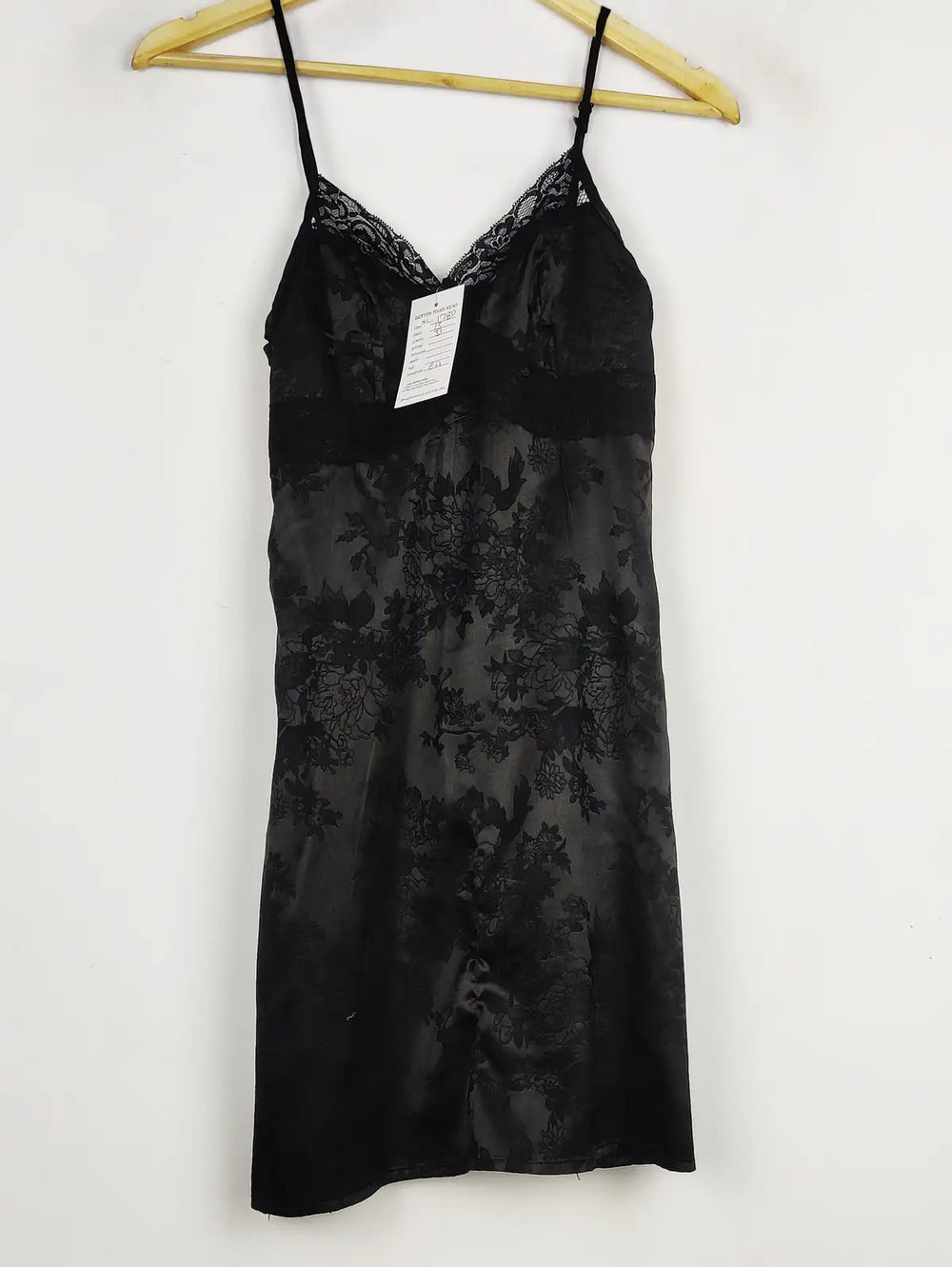 Buy online pre-used pre-loved 100% authentic & Original branded Shein (NL-1780) available in Pakistan. Top international brands avilable.