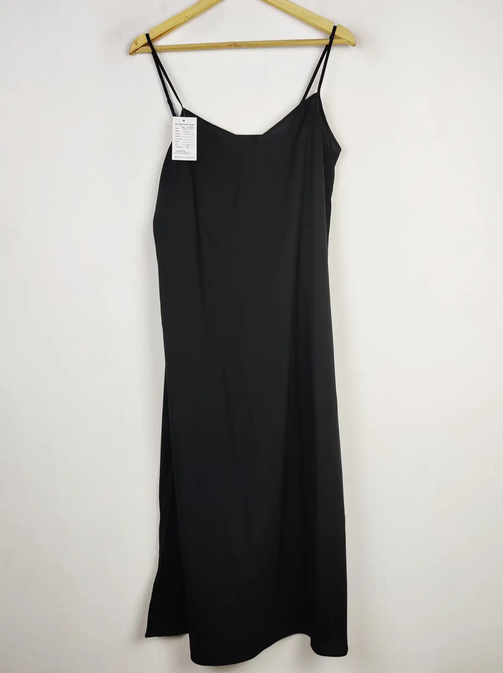 Buy online pre-used pre-loved 100% authentic & Original branded Mark & Spencer (NL-1797) available in Pakistan. Top international brands avilable.