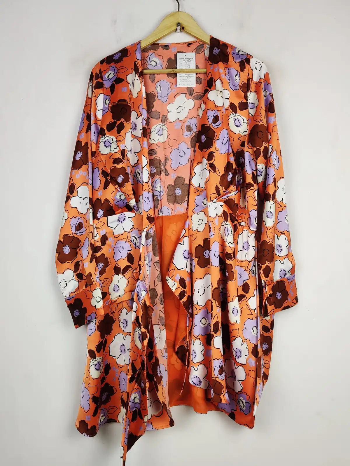 Buy online pre-used pre-loved 100% authentic & Original branded Unknown Brand (NL-1801) available in Pakistan. Top international brands avilable.