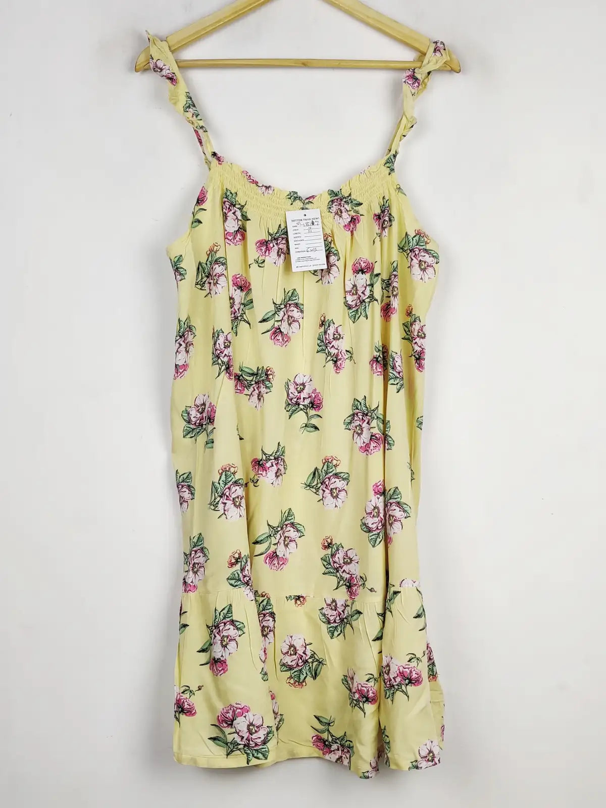 Buy online pre-used pre-loved 100% authentic & Original branded Day Dreams (NL-1817) available in Pakistan. Top international brands avilable.