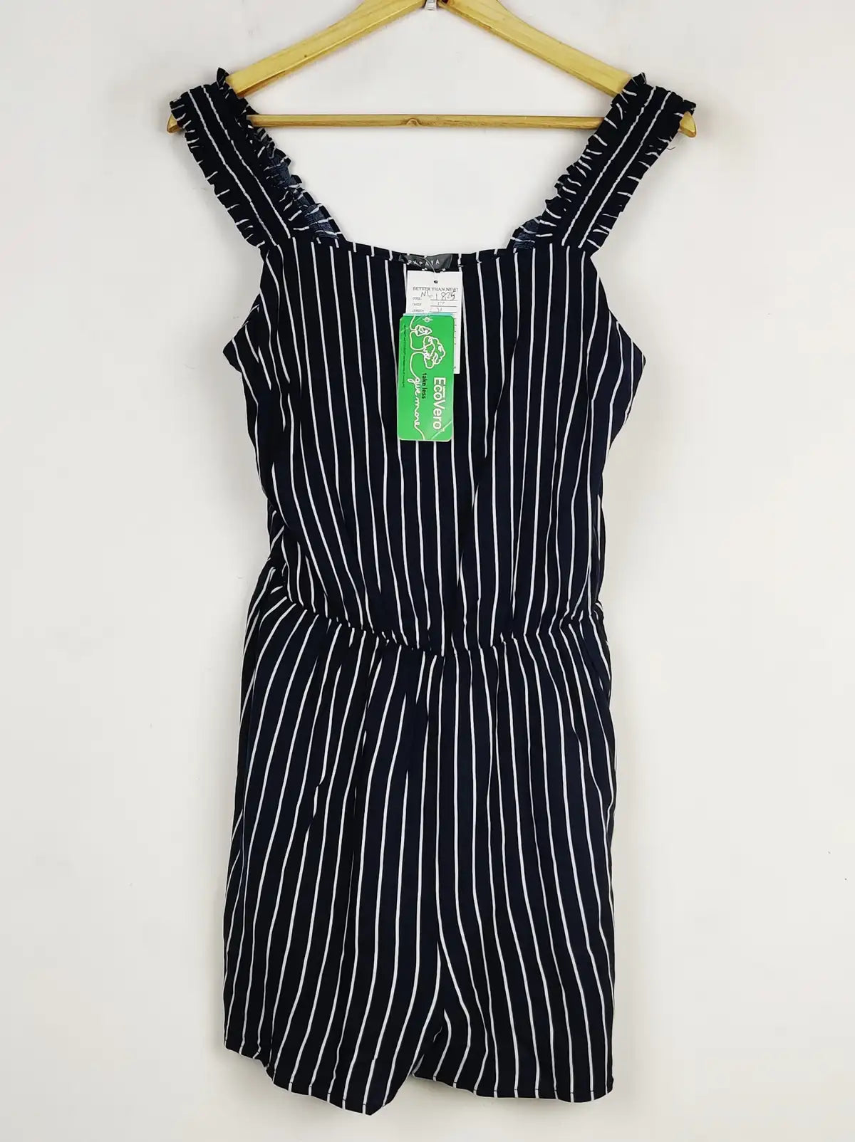 Buy online pre-used pre-loved 100% authentic & Original branded Papaya (NL-1825) available in Pakistan. Top international brands avilable.