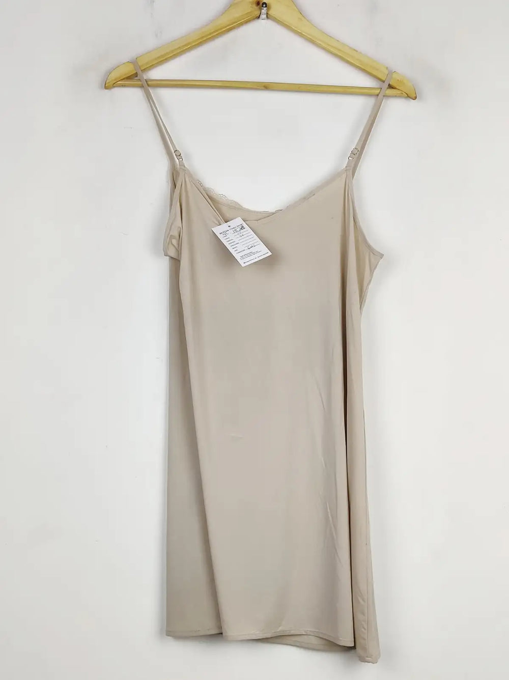 Buy online pre-used pre-loved 100% authentic & Original branded Mark & Spencer (NL-1828) available in Pakistan. Top international brands avilable.