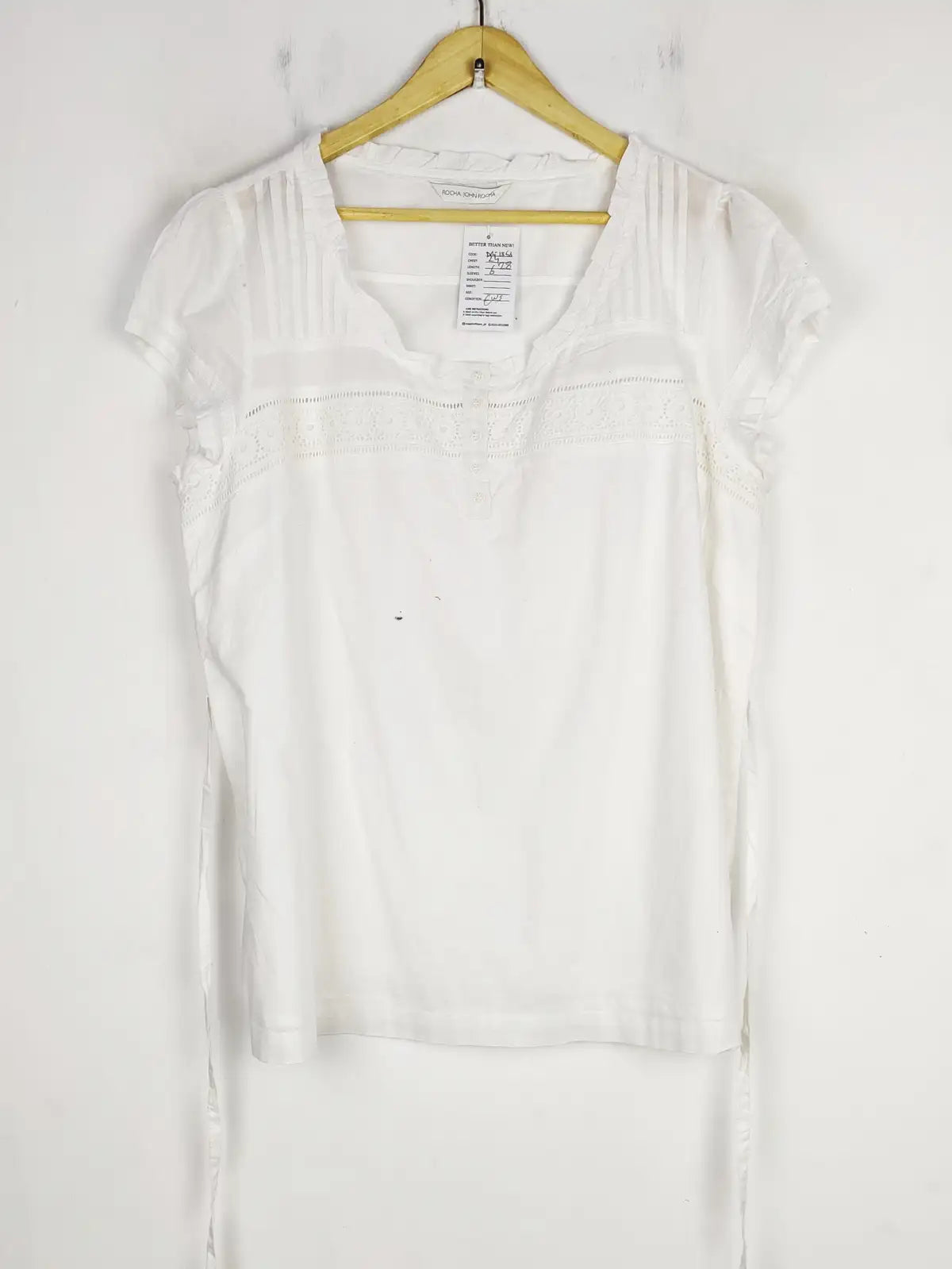 Buy online pre-used pre-loved 100% authentic & Original branded Rocha John Rocha (NL-1856) available in Pakistan. Top international brands avilable.