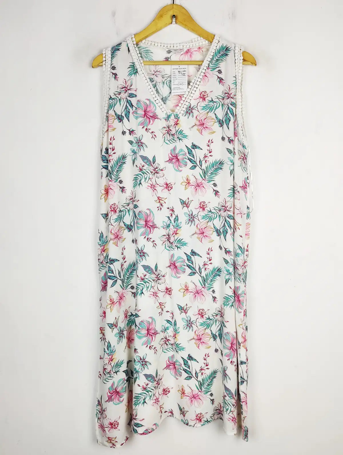 Buy online pre-used pre-loved 100% authentic & Original branded Lounge & Sleepwear (NL-1862) available in Pakistan. Top international brands avilable.