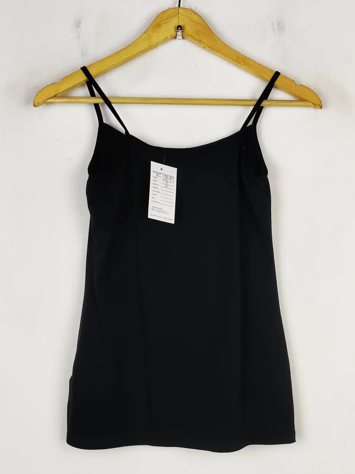 Buy online pre-used pre-loved 100% authentic & Original branded Unknown Brand (NL-1895) available in Pakistan. Top international brands avilable.