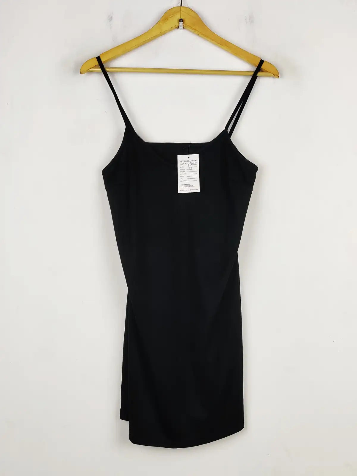 Buy online pre-used pre-loved 100% authentic & Original branded Unknown Brand (NL-1900) available in Pakistan. Top international brands avilable.