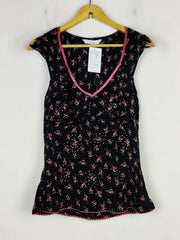 Buy online pre-used pre-loved 100% authentic & Original branded Evie (NL-1920) available in Pakistan. Top international brands avilable.