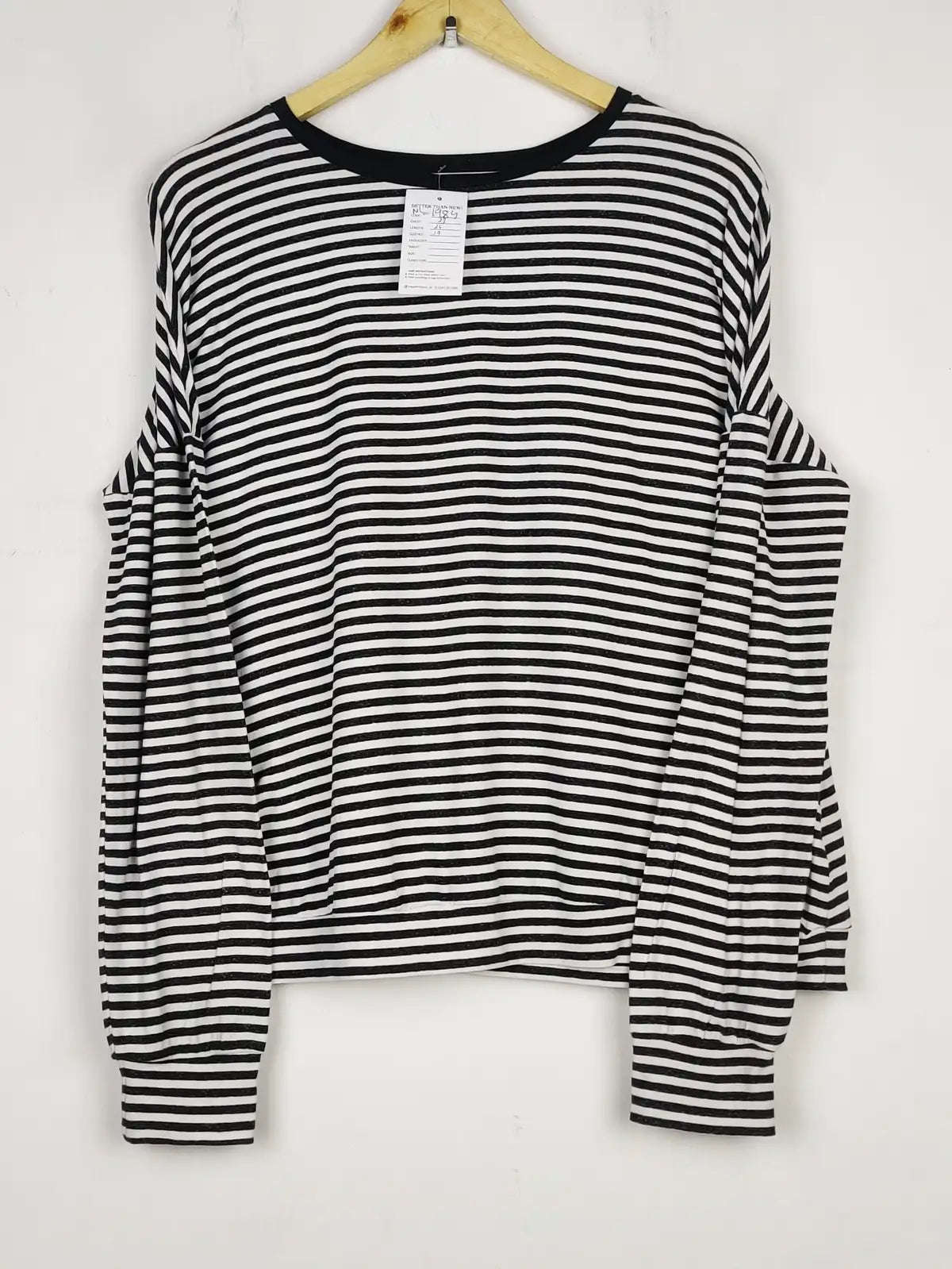 Buy online pre-used pre-loved 100% authentic & Original branded Love To Lounge (NL-1984) available in Pakistan. Top international brands avilable.