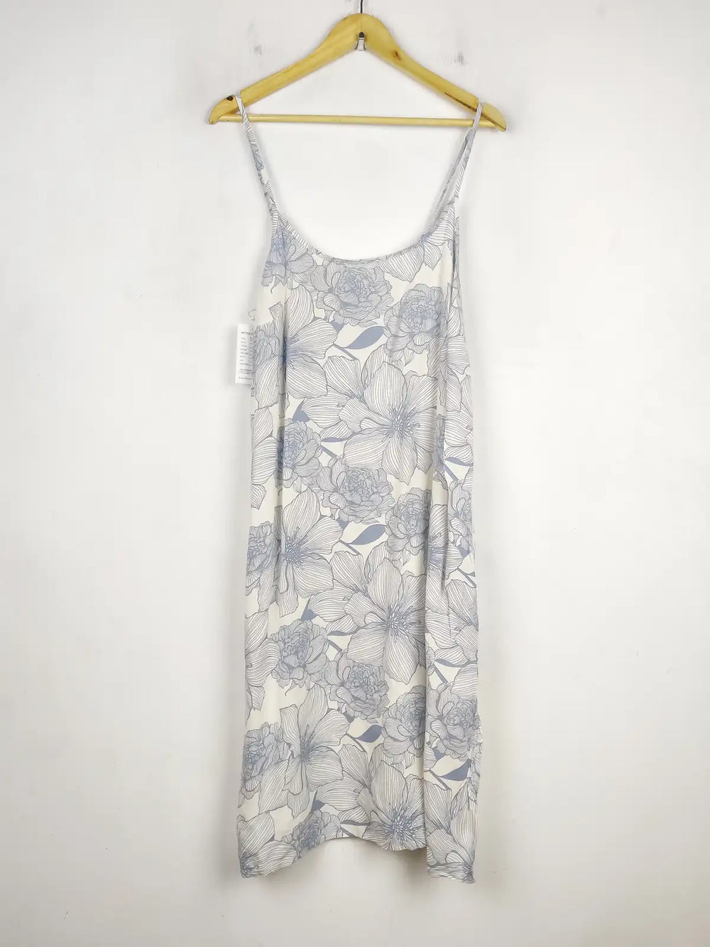 Buy online pre-used pre-loved 100% authentic & Original branded Always Dreaming (NL-2003) available in Pakistan. Top international brands avilable.