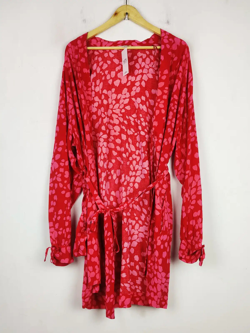 Buy online pre-used pre-loved 100% authentic & Original branded Primark (NL-2018) available in Pakistan. Top international brands avilable.