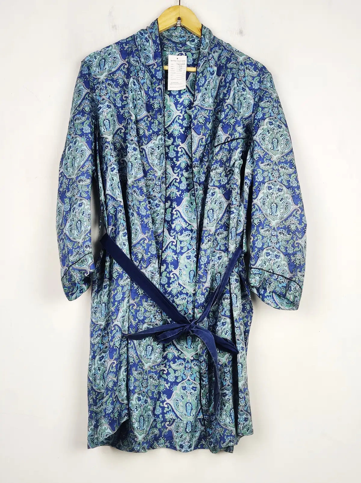 Buy online pre-used pre-loved 100% authentic & Original branded Unknown Brand (NL-2039) available in Pakistan. Top international brands avilable.