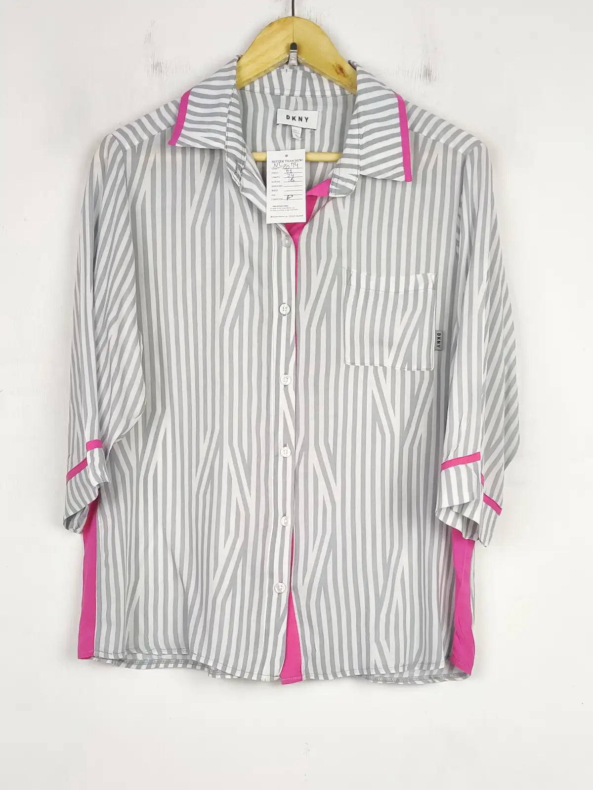 Buy online pre-used pre-loved 100% authentic & Original branded Dkny (NL-2074) available in Pakistan. Top international brands avilable.