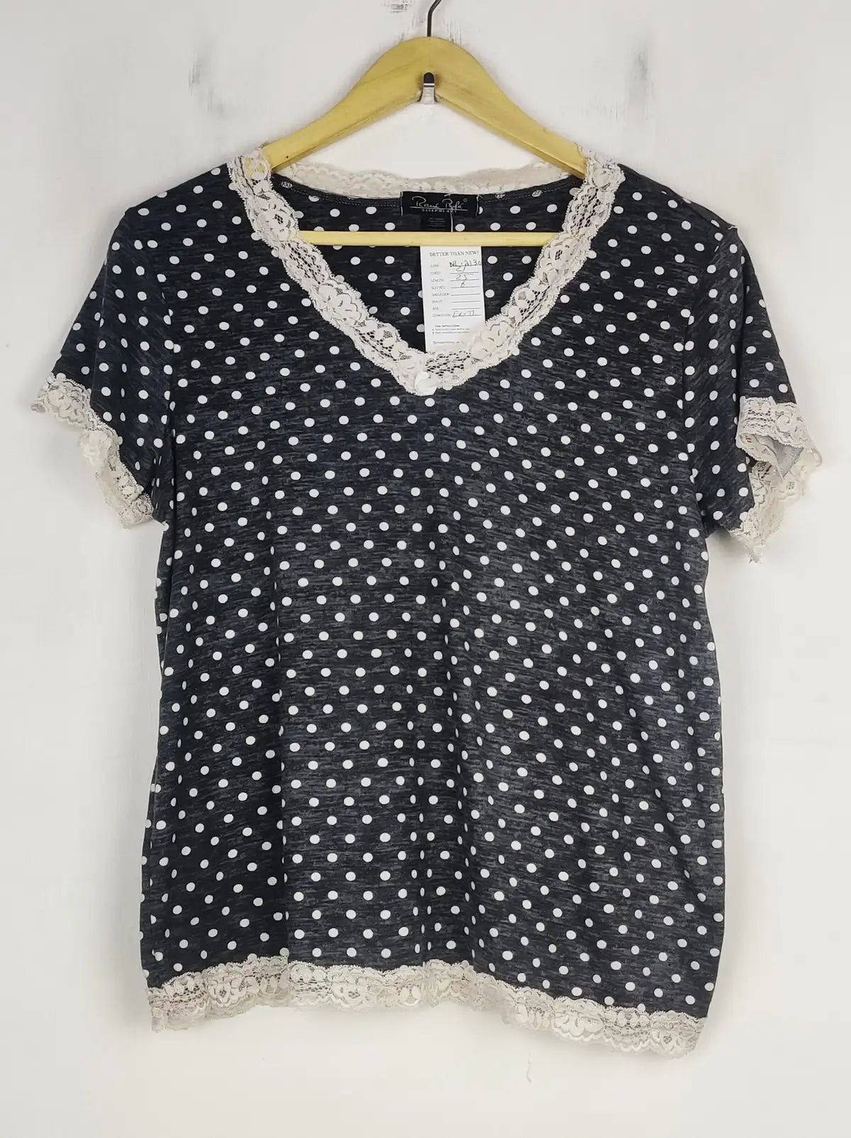 Buy online pre-used pre-loved 100% authentic & Original branded Reve Rafe (NL-2130) available in Pakistan. Top international brands avilable.