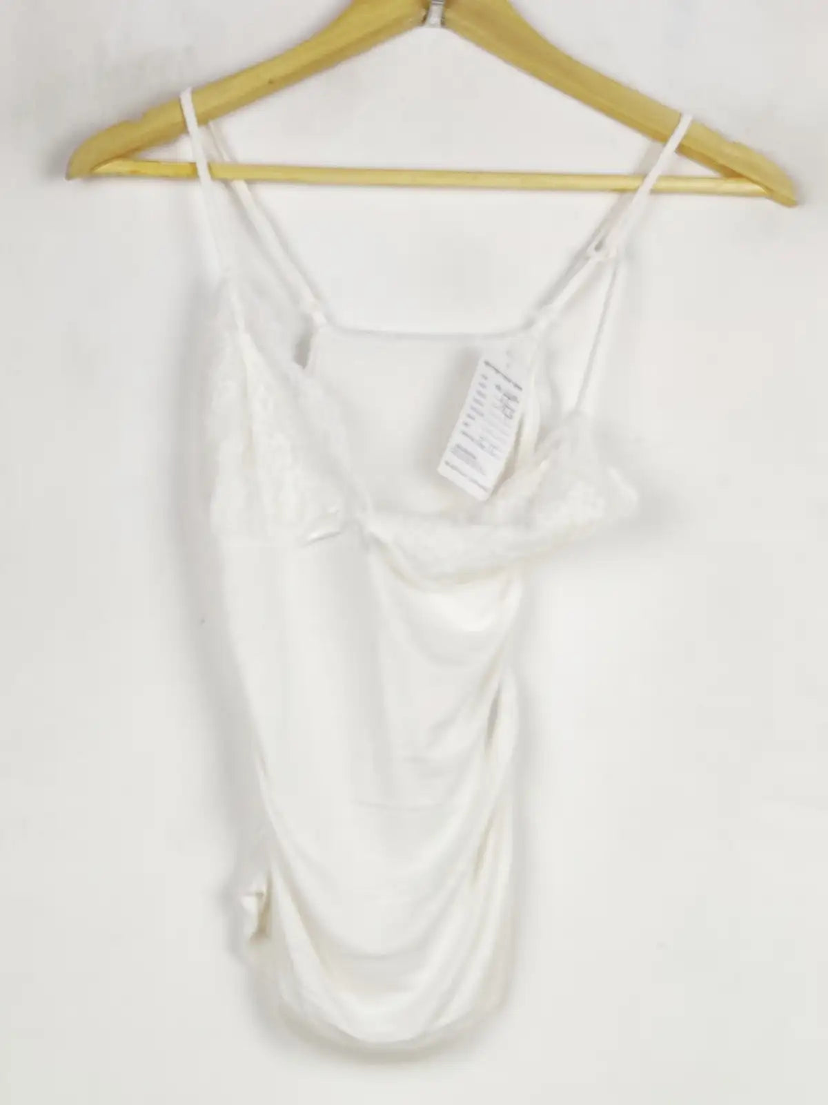 Buy online pre-used pre-loved 100% authentic & Original branded Shein (NL-2284) available in Pakistan. Top international brands avilable.