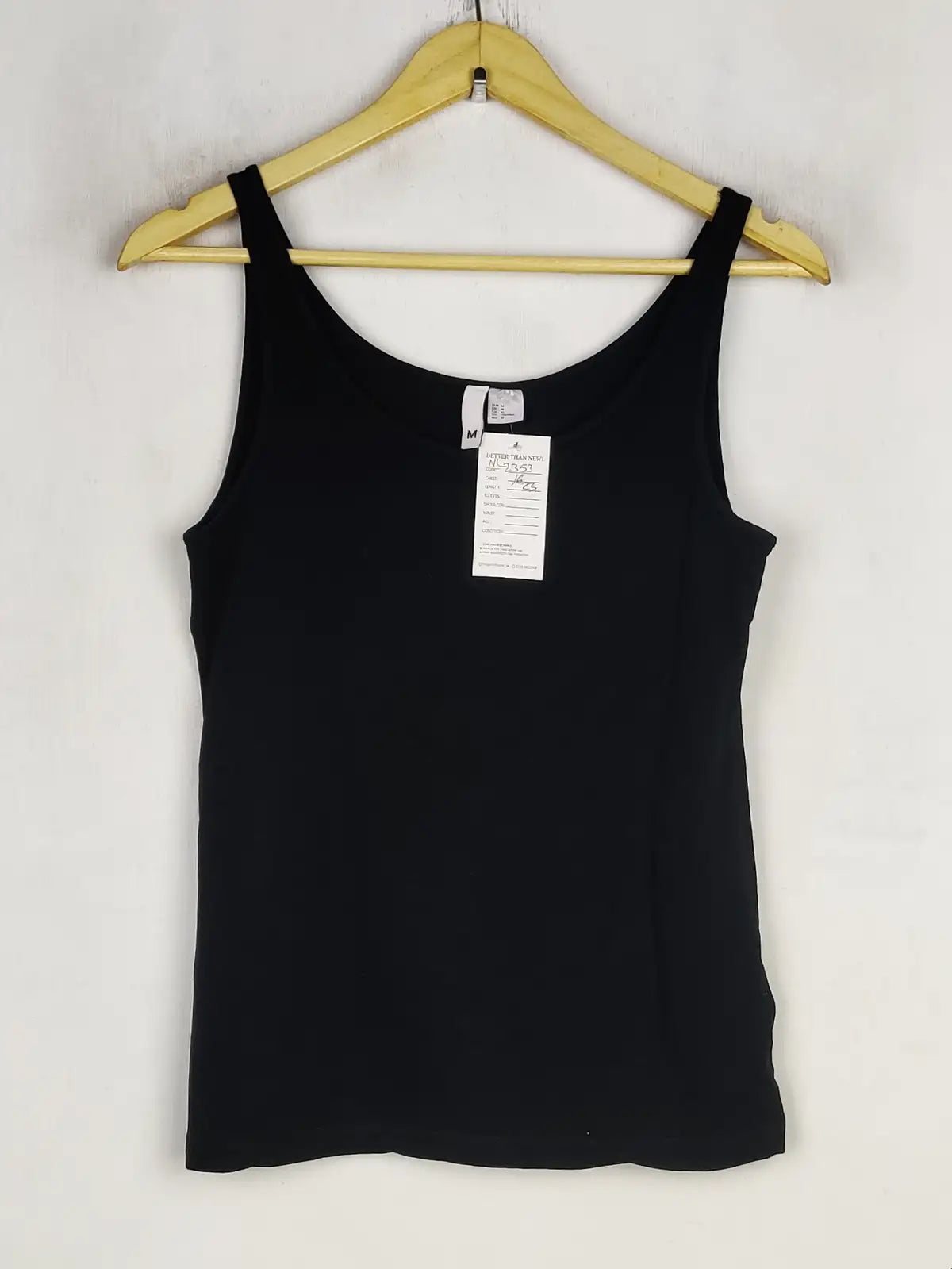 Buy online pre-used pre-loved 100% authentic & Original branded H&M (NL-2353) available in Pakistan. Top international brands avilable.