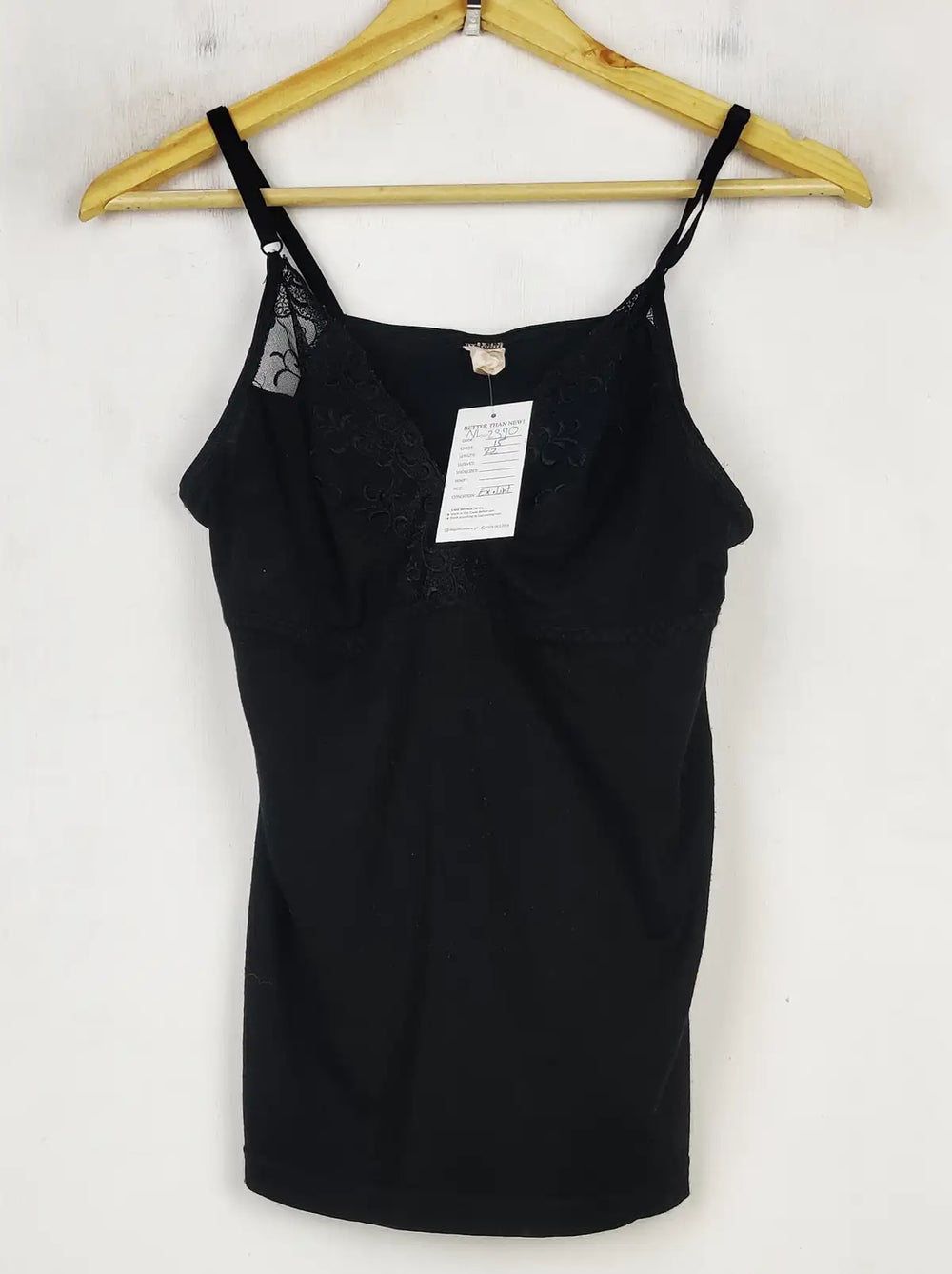 Buy online pre-used pre-loved 100% authentic & Original branded Unknown Brand (NL-2370) available in Pakistan. Top international brands avilable.