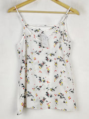 Buy online pre-used pre-loved 100% authentic & Original branded Unknown Brand (NL-2379) available in Pakistan. Top international brands avilable.