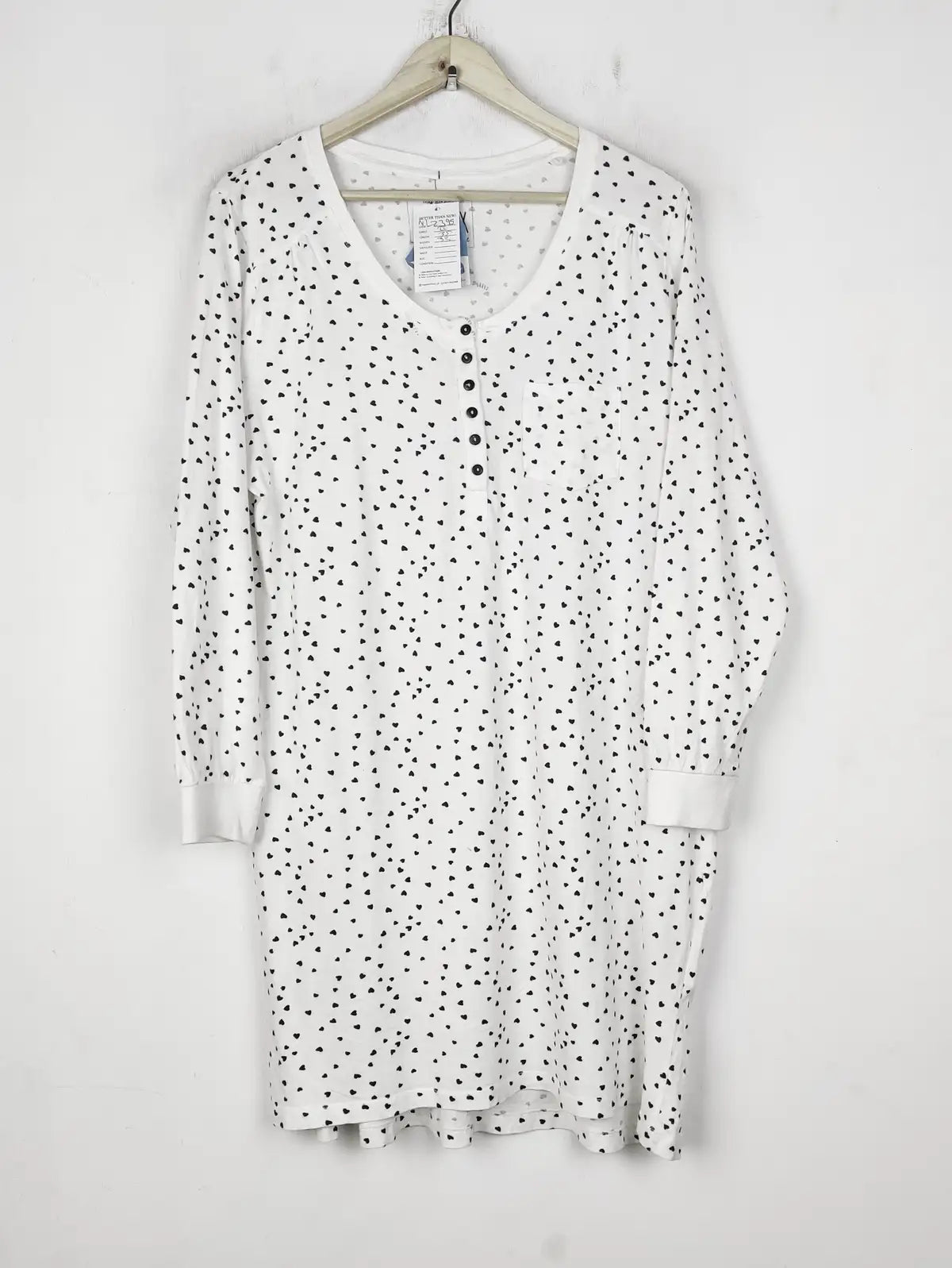 Buy online pre-used pre-loved 100% authentic & Original branded Relax (NL-2395) available in Pakistan. Top international brands avilable.