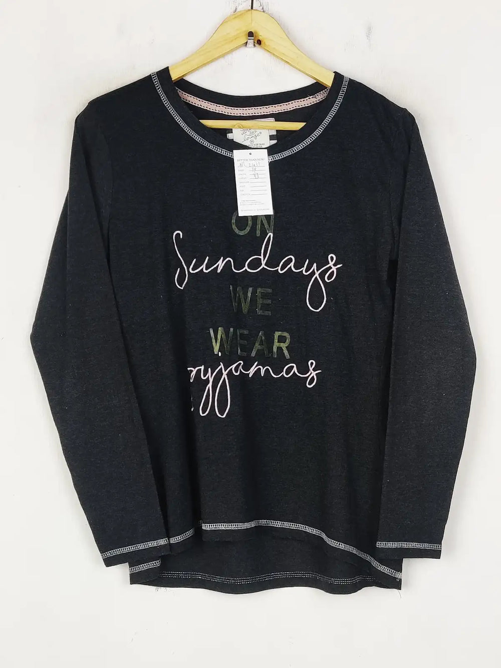 Buy online pre-used pre-loved 100% authentic & Original branded Love To Lounge (NL-2411) available in Pakistan. Top international brands avilable.