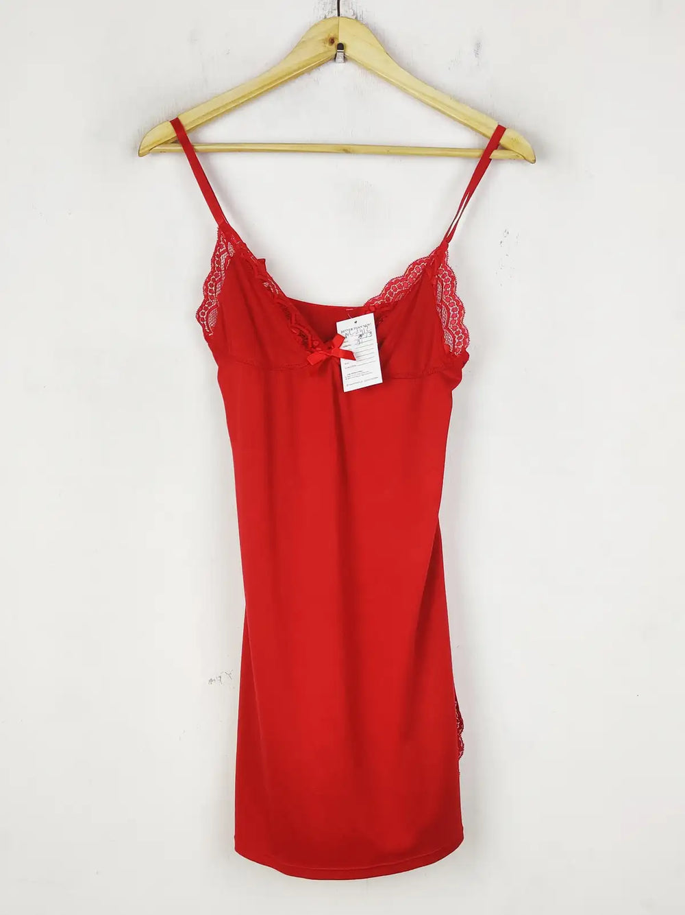Buy online pre-used pre-loved 100% authentic & Original branded Unknown Brand (NL-2412) available in Pakistan. Top international brands avilable.