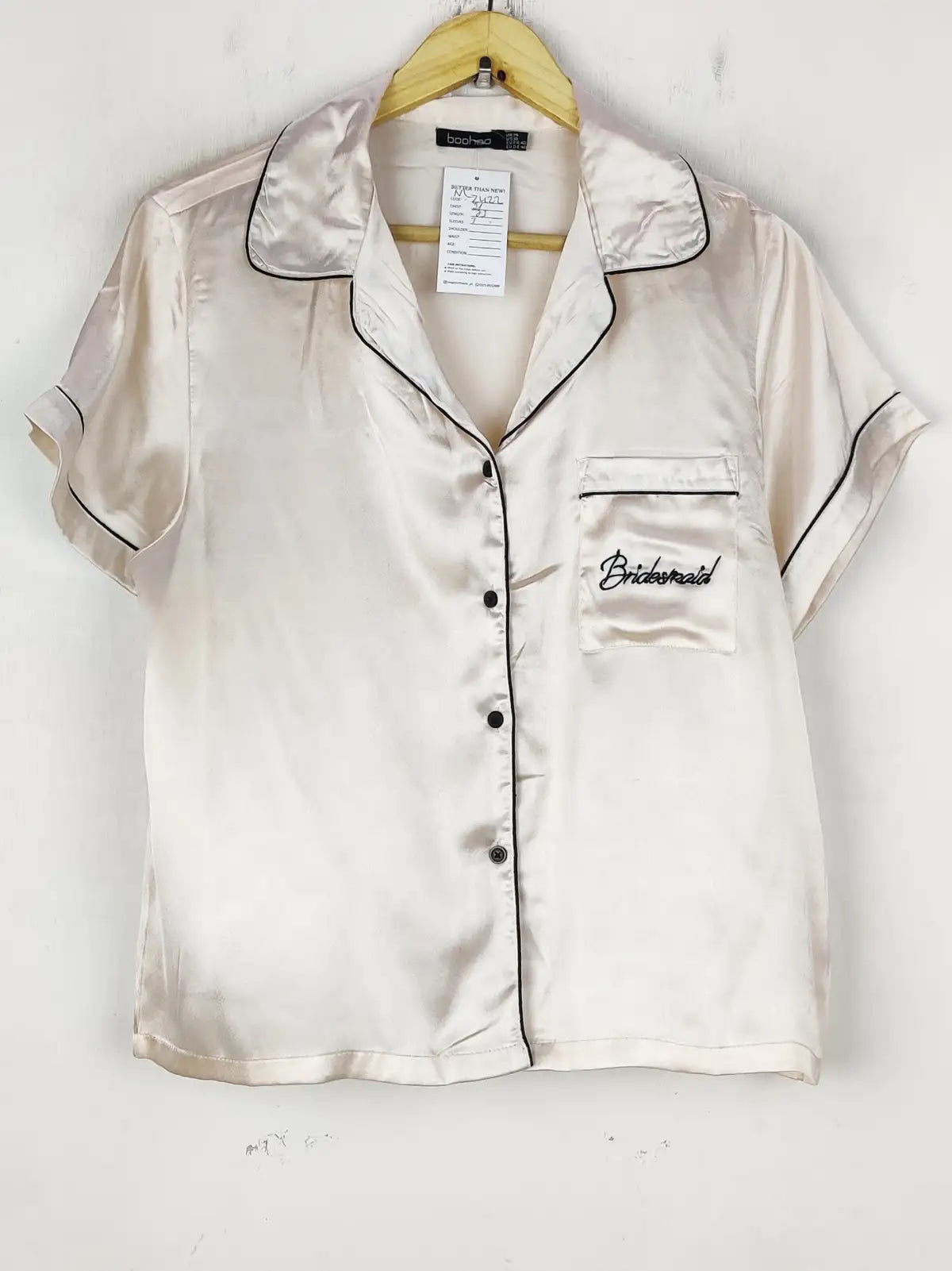 Buy online pre-used pre-loved 100% authentic & Original branded Boohoo (NL-2422) available in Pakistan. Top international brands avilable.