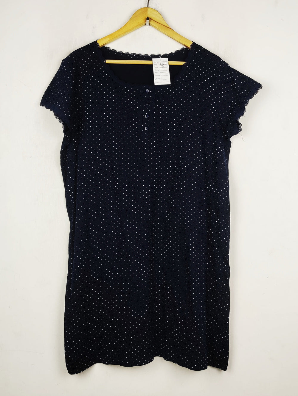 Buy online pre-used pre-loved 100% authentic & Original branded Dunnes Stores (NL-2607) available in Pakistan. Top international brands avilable.