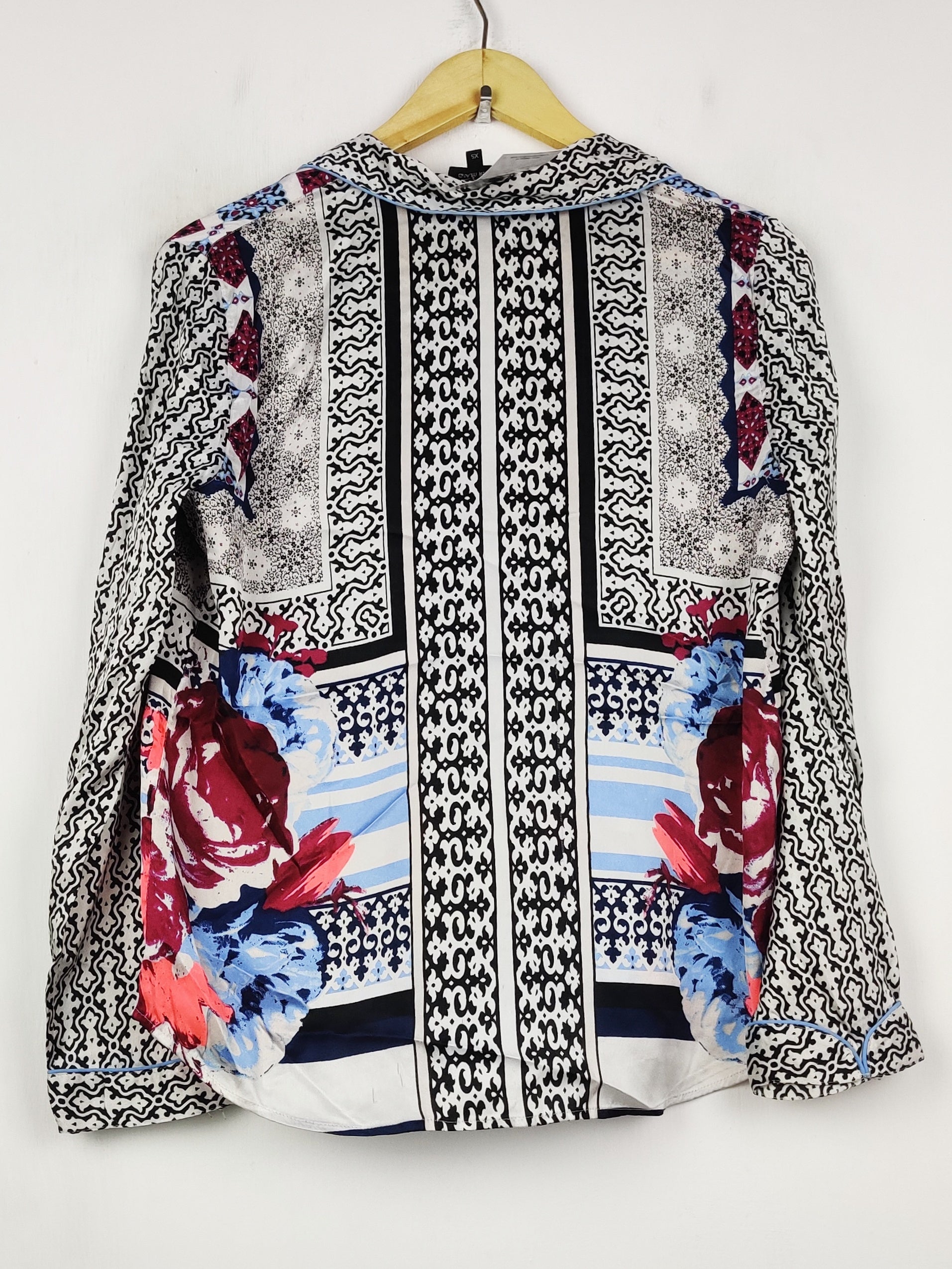 River Island (NL-2617)