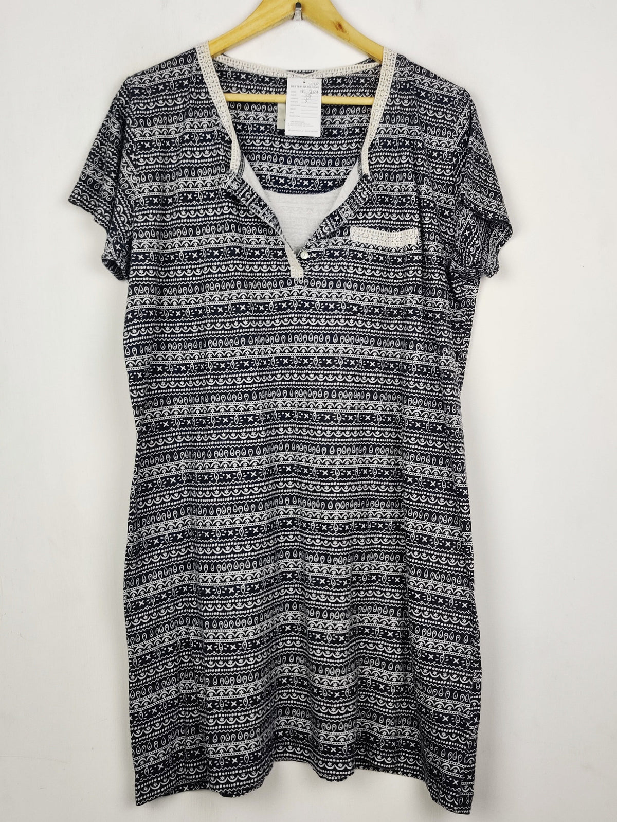 Buy online pre-used pre-loved 100% authentic & Original branded Love To Lounge (NL-2638) available in Pakistan. Top international brands avilable.