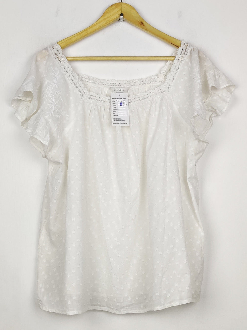 Buy online pre-used pre-loved 100% authentic & Original branded Marks & Spencer (NL-2641) available in Pakistan. Top international brands avilable.