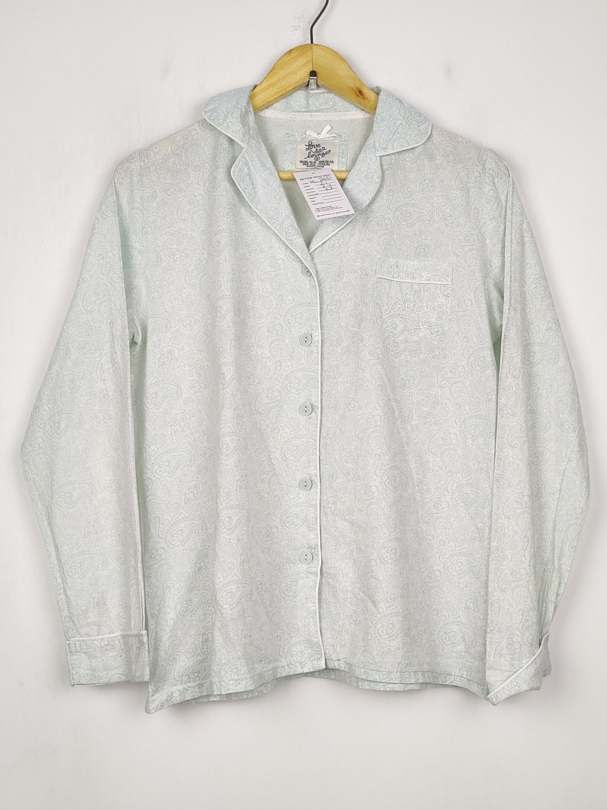 Buy online pre-used pre-loved 100% authentic & Original branded Love To Lounge (NL-2651) available in Pakistan. Top international brands avilable.