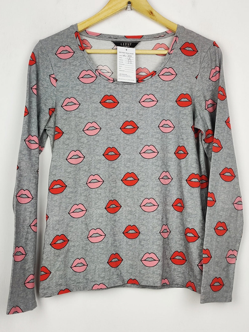 Buy online pre-used pre-loved 100% authentic & Original branded Lipsy London (NL-2661) available in Pakistan. Top international brands avilable.