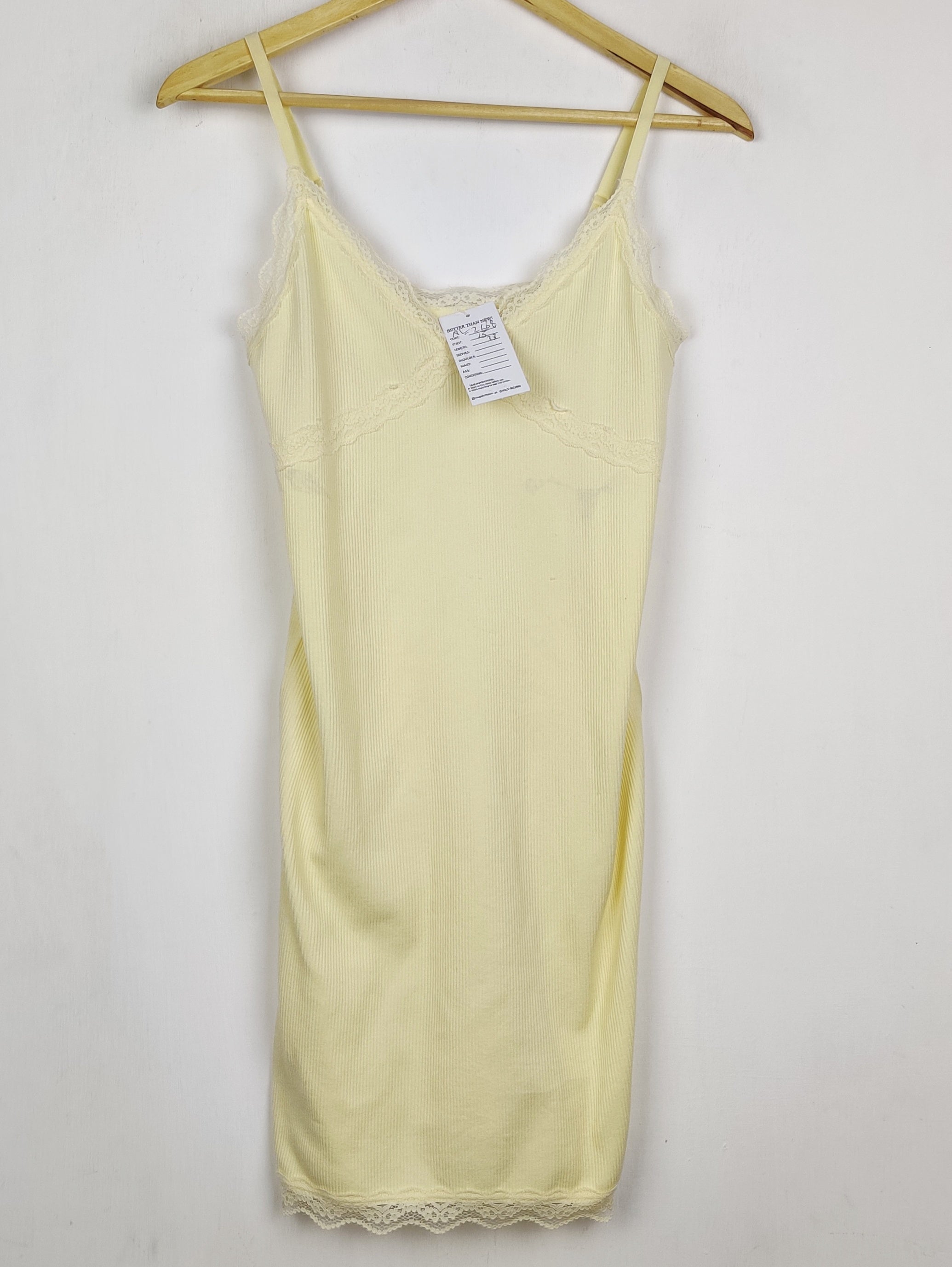 Buy online pre-used pre-loved 100% authentic & Original branded Primark (NL-2668) available in Pakistan. Top international brands avilable.