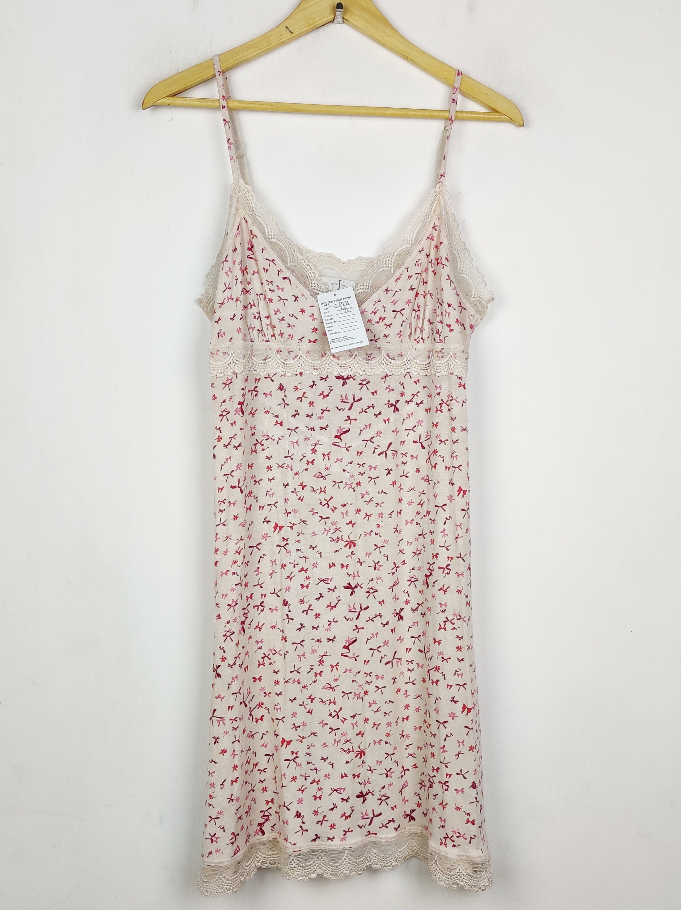 Buy online pre-used pre-loved 100% authentic & Original branded J. (NL-2678) available in Pakistan. Top international brands avilable.