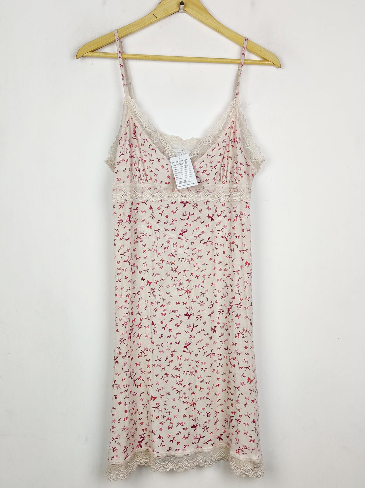 Buy online pre-used pre-loved 100% authentic & Original branded J. (NL-2678) available in Pakistan. Top international brands avilable.