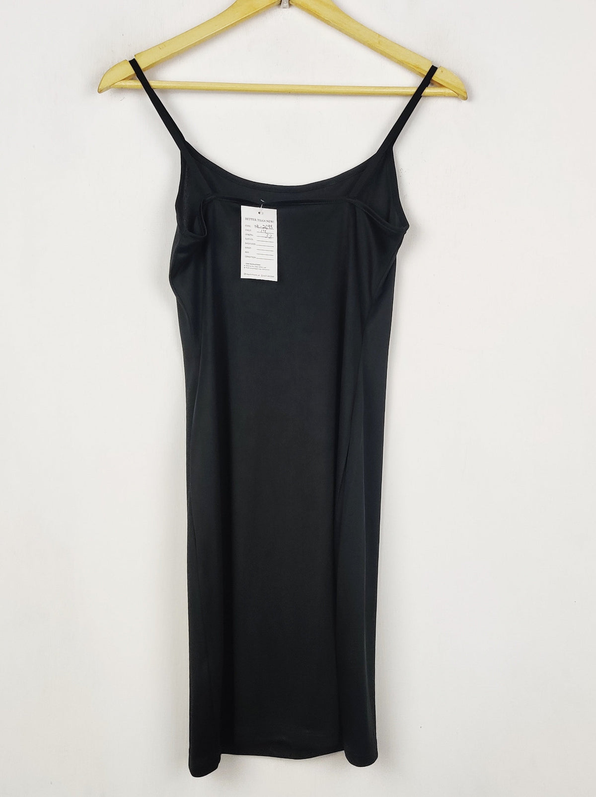 Buy online pre-used pre-loved 100% authentic & Original branded River Island (NL-2695) available in Pakistan. Top international brands avilable.