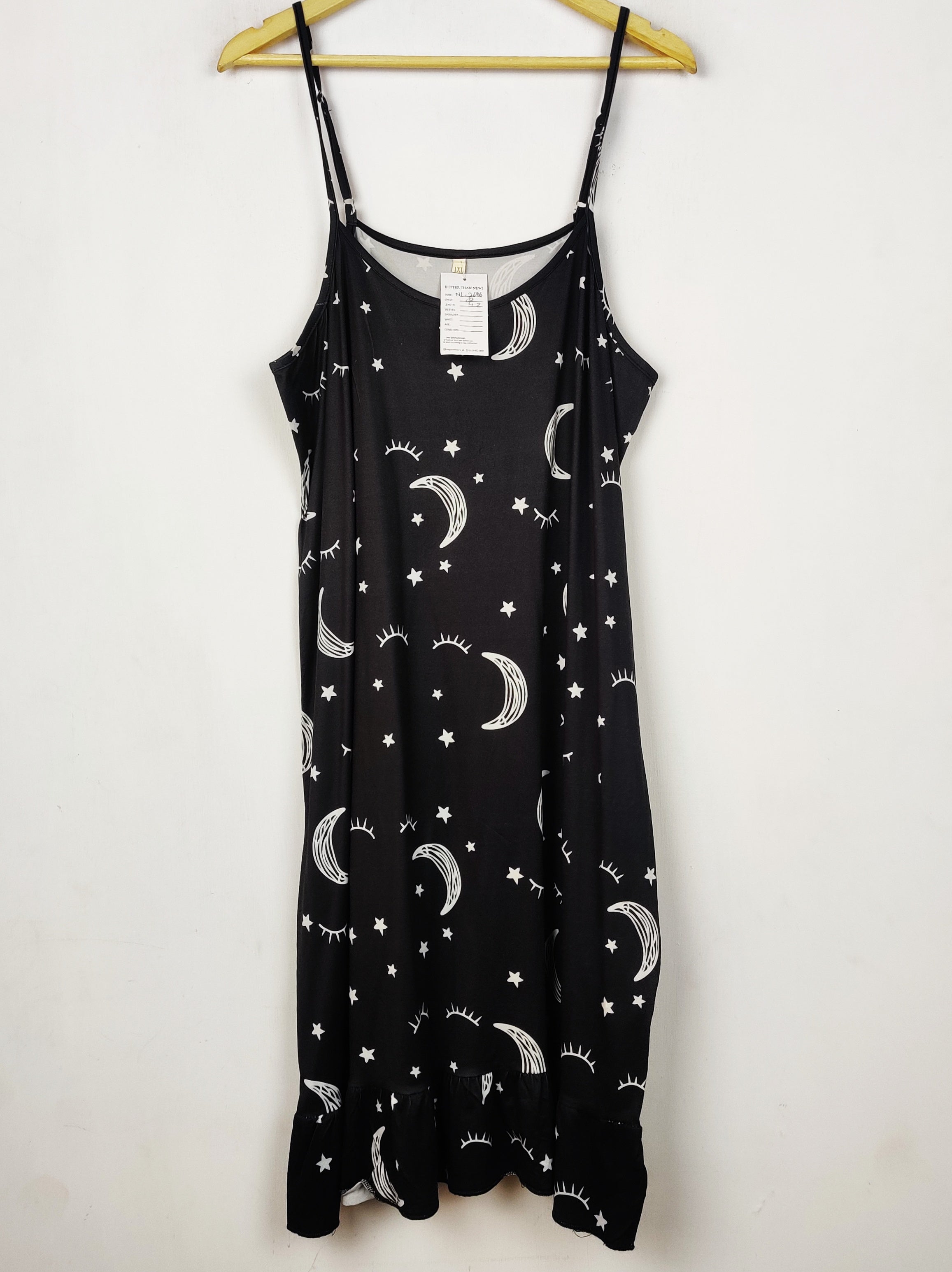 Buy online pre-used pre-loved 100% authentic & Original branded Unknown Brand (NL-2696) available in Pakistan. Top international brands avilable.