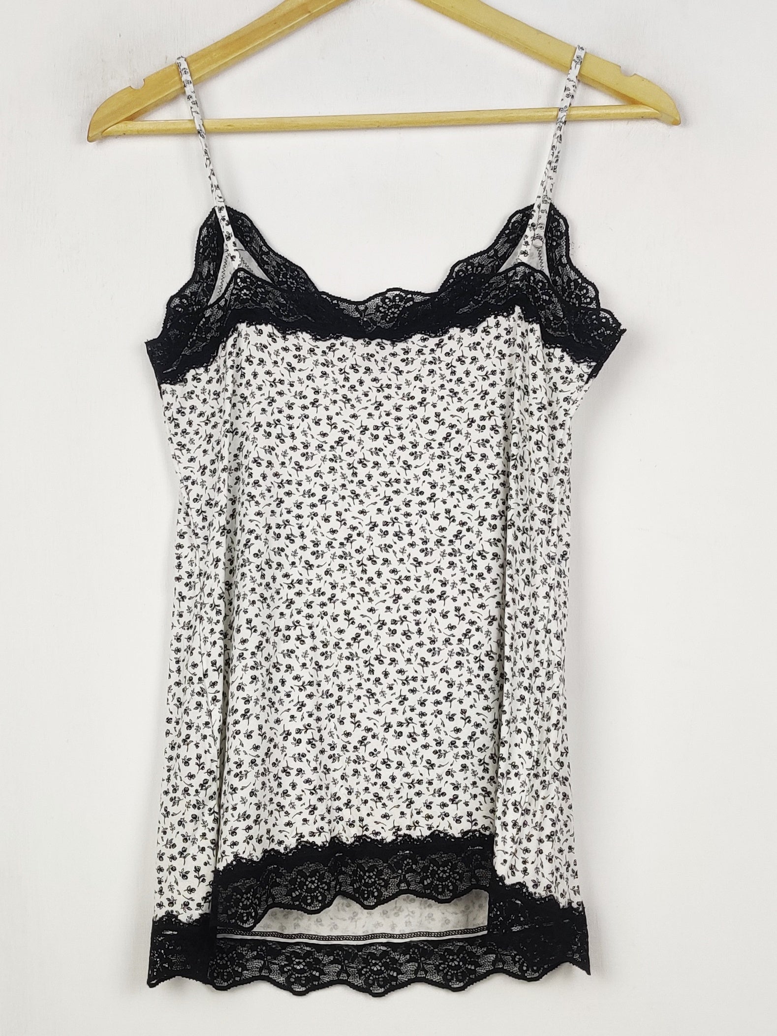 Tezenis (NL-2710)