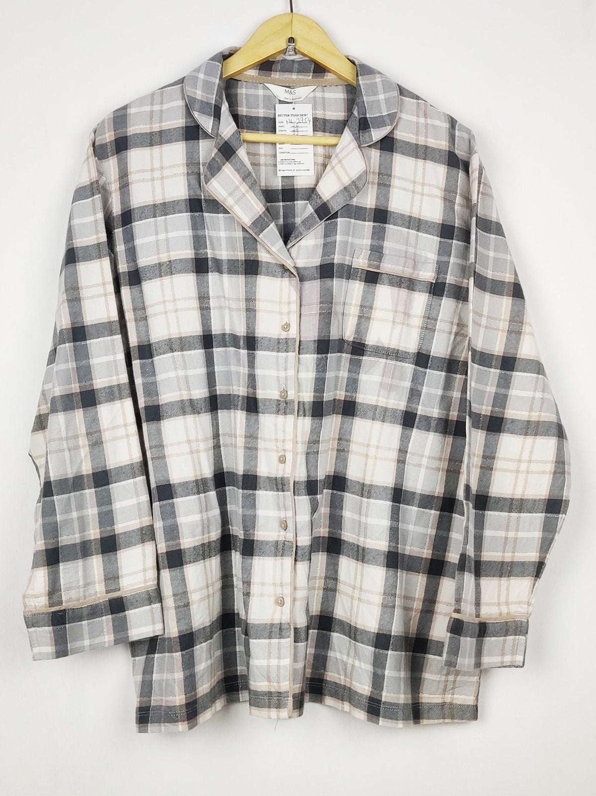 Buy online pre-used pre-loved 100% authentic & Original branded Marks & Spencer (NL-2754) available in Pakistan. Top international brands avilable.