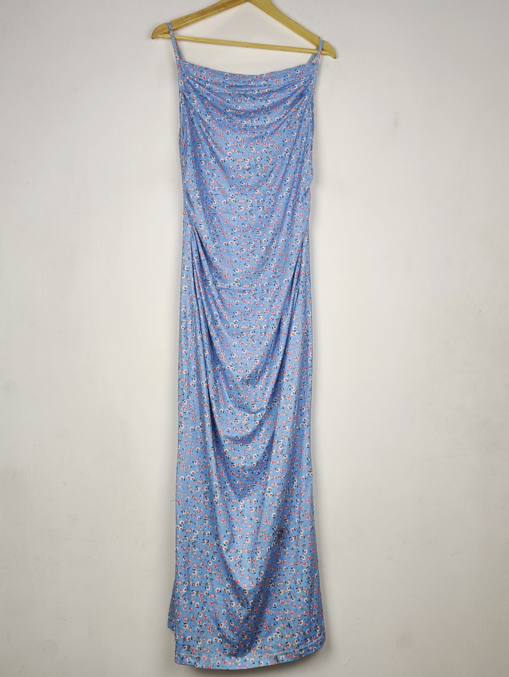 Buy online pre-used pre-loved 100% authentic & Original branded Shein (NL-2777) available in Pakistan. Top international brands avilable.