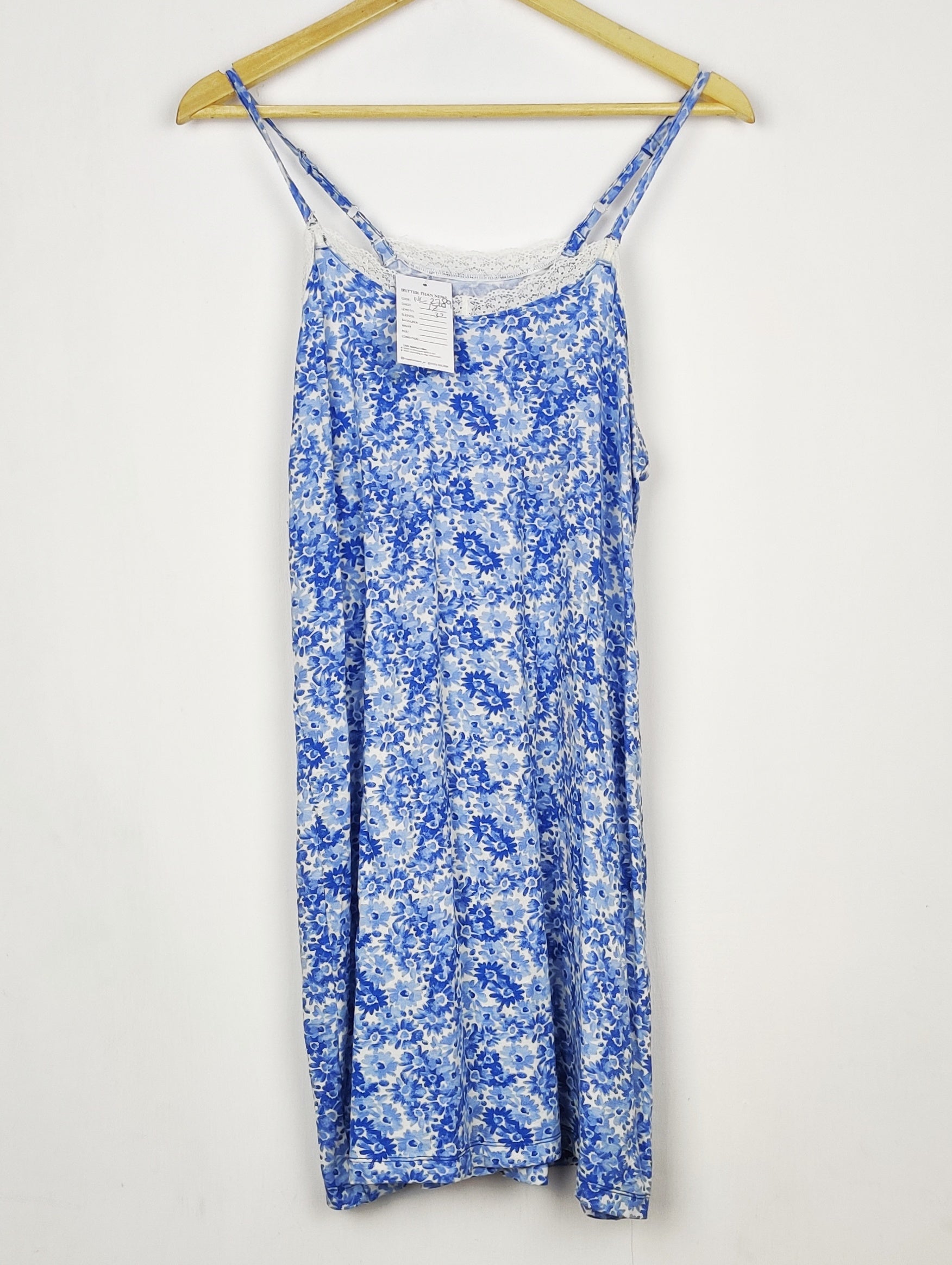Buy online pre-used pre-loved 100% authentic & Original branded Dunnes Stores (NL-2789) available in Pakistan. Top international brands avilable.