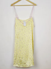 Buy online pre-used pre-loved 100% authentic & Original branded Primark (NL-2799) available in Pakistan. Top international brands avilable.
