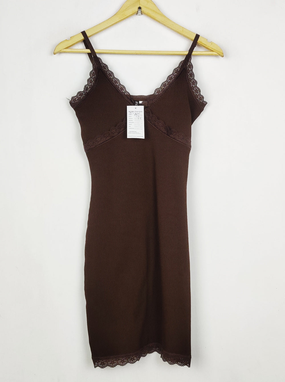 Buy online pre-used pre-loved 100% authentic & Original branded H&M (NL-2841) available in Pakistan. Top international brands avilable.